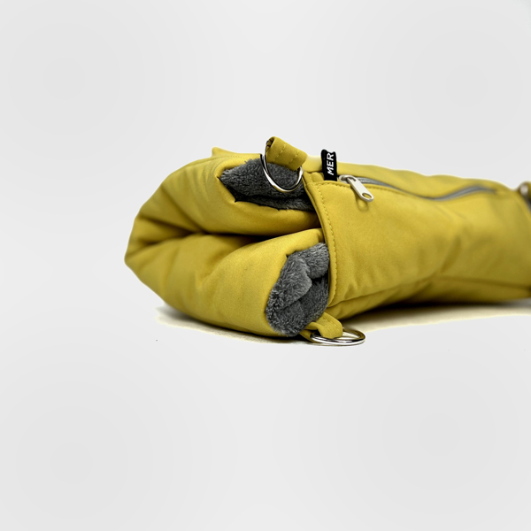 Transportdecke zusammengefaltet für Hunde in der Farbe gelb grau.