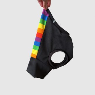 Crop Tops in der Pride Edition.