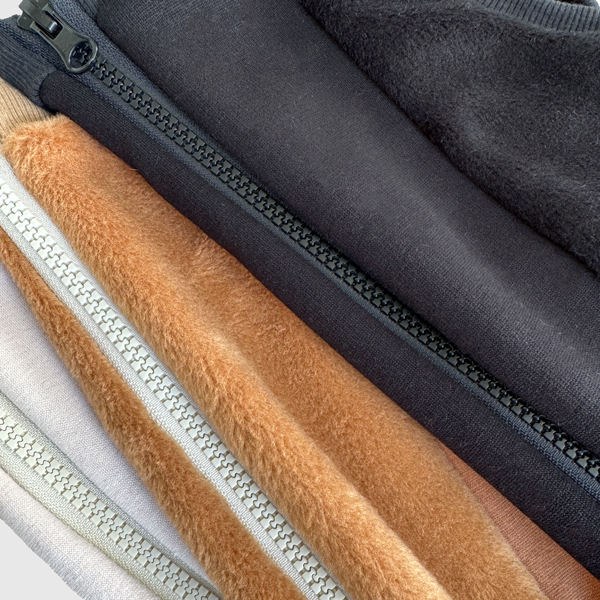 Alle Farben der Weste Easy mit Reißverschluss.